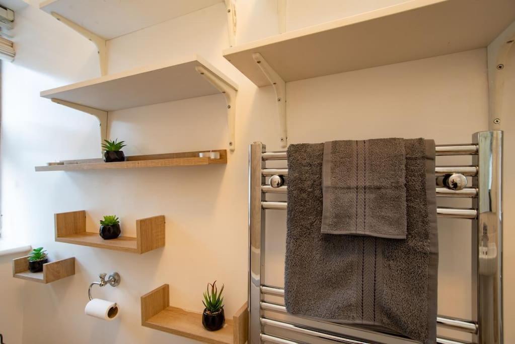 Watford Central Serviced Apartments 2 Екстериор снимка