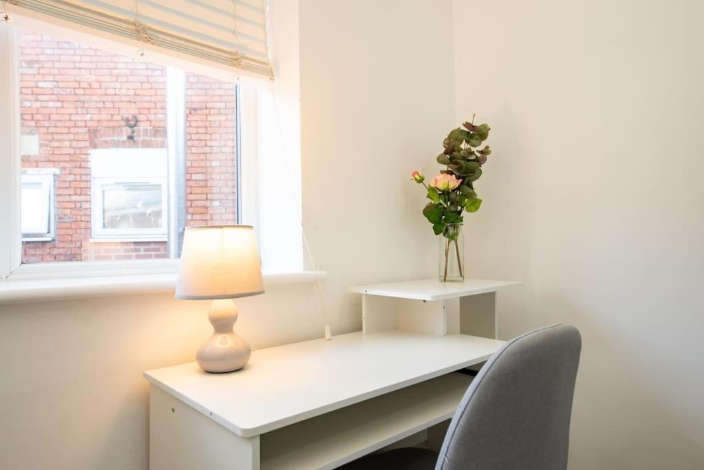 Watford Central Serviced Apartments 2 Екстериор снимка