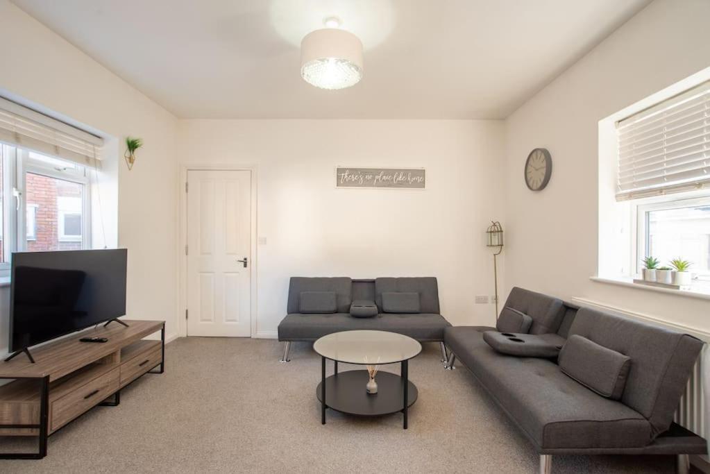 Watford Central Serviced Apartments 2 Екстериор снимка