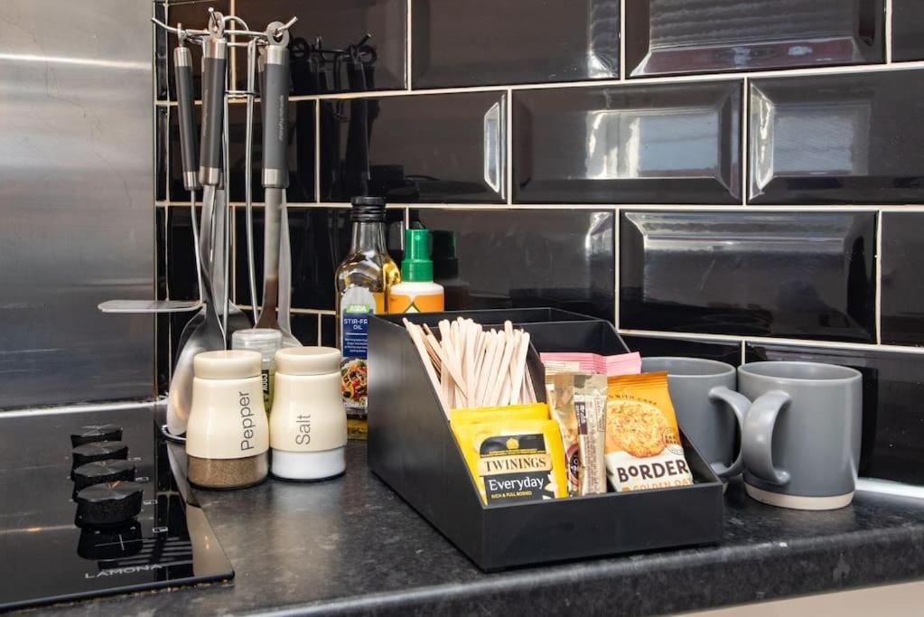Watford Central Serviced Apartments 2 Екстериор снимка
